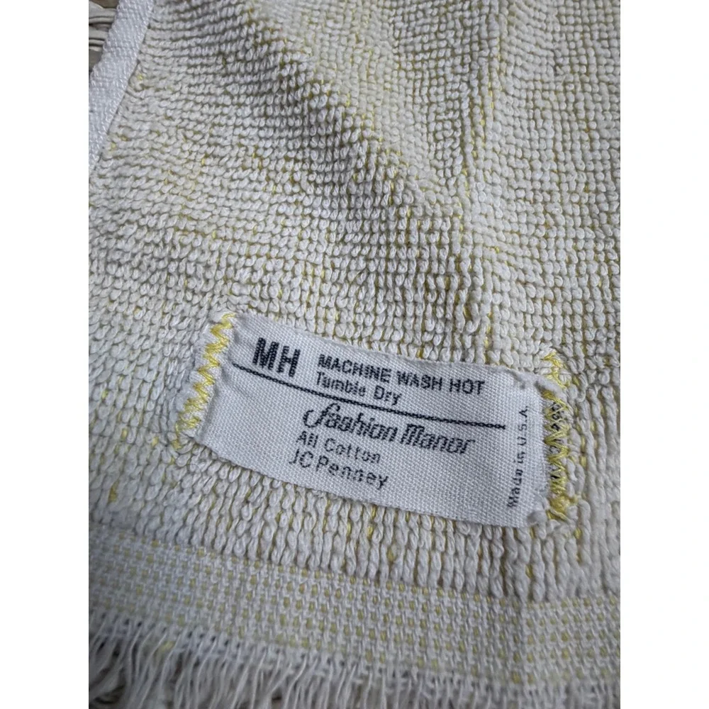 Vintage JCPenney Fashion Manor Yellow Floral bath  Cotton Fringe Hand Towel USA